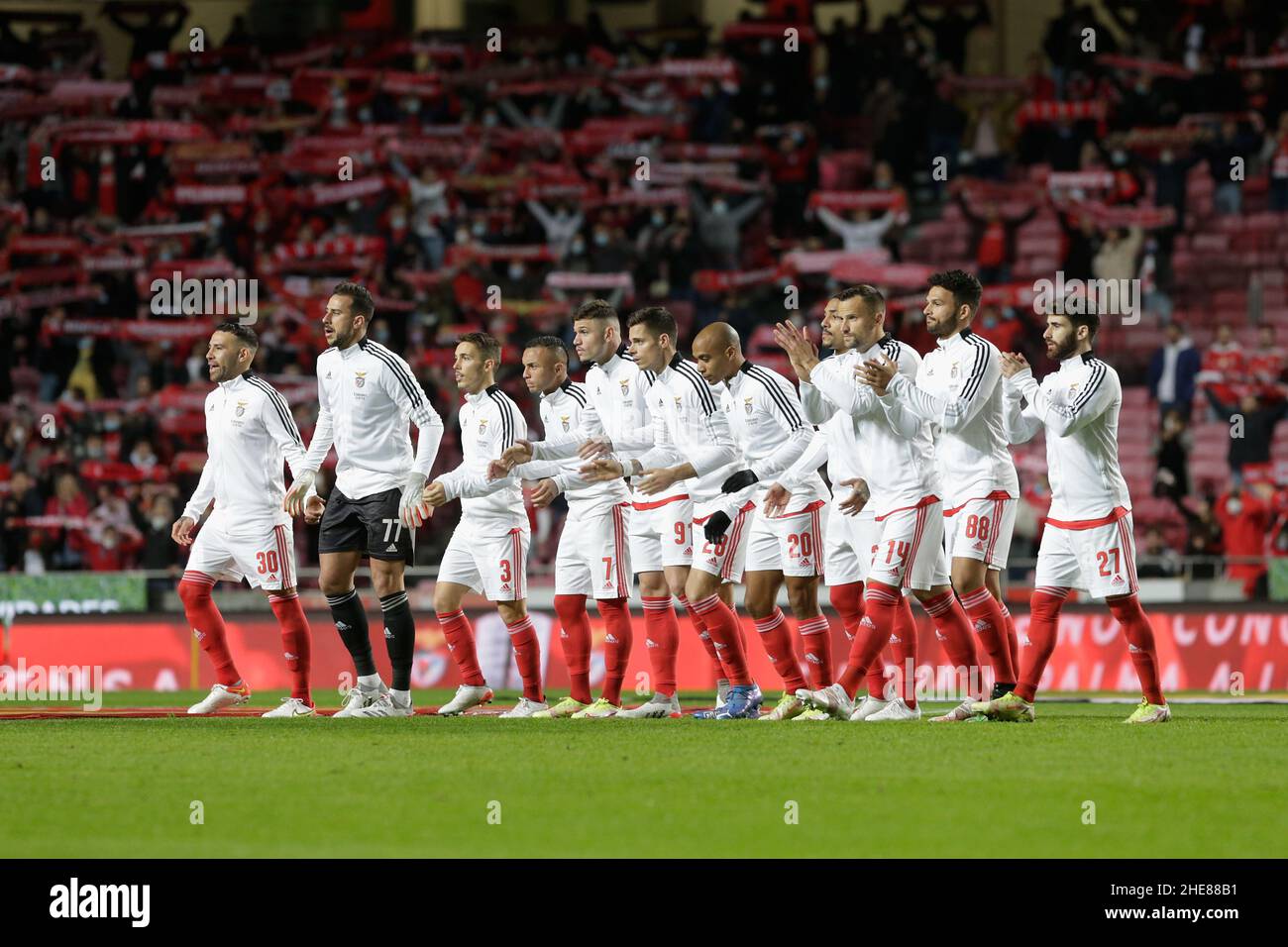 Lisboa, Portugal. 09th Jan, 2022. Players of SL Benfica line up before the start the Liga Portugal Bwin match between SL Benfica vs FC Paços de Ferreira at Estádio da Luz on 09 January, 2022 in Lisbon, Portugal. Valter Gouveia/SPP Credit: SPP Sport Press Photo. /Alamy Live News Stock Photo