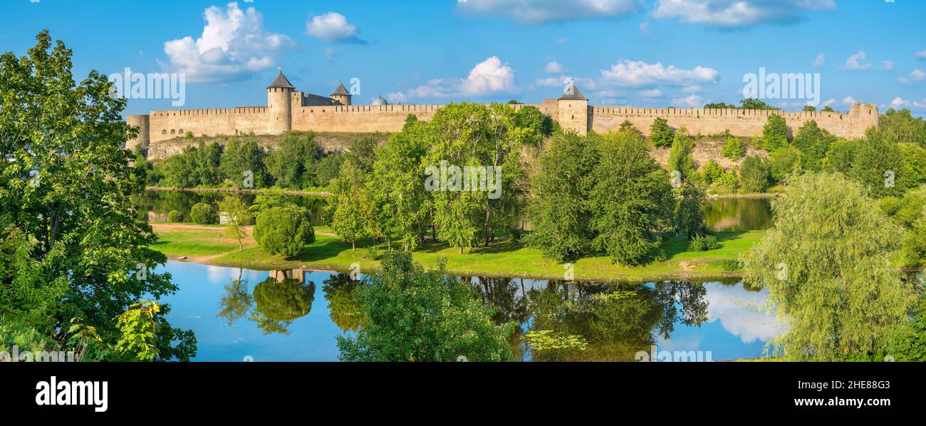 Panoramic view to Ivangorod fortress on the border of Russia and Estonia at the Narva riverside Stock Photo