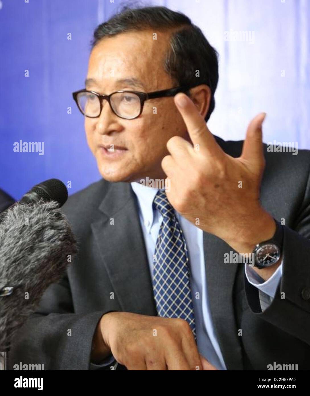 Sam Rainsy speaking Stock Photo - Alamy
