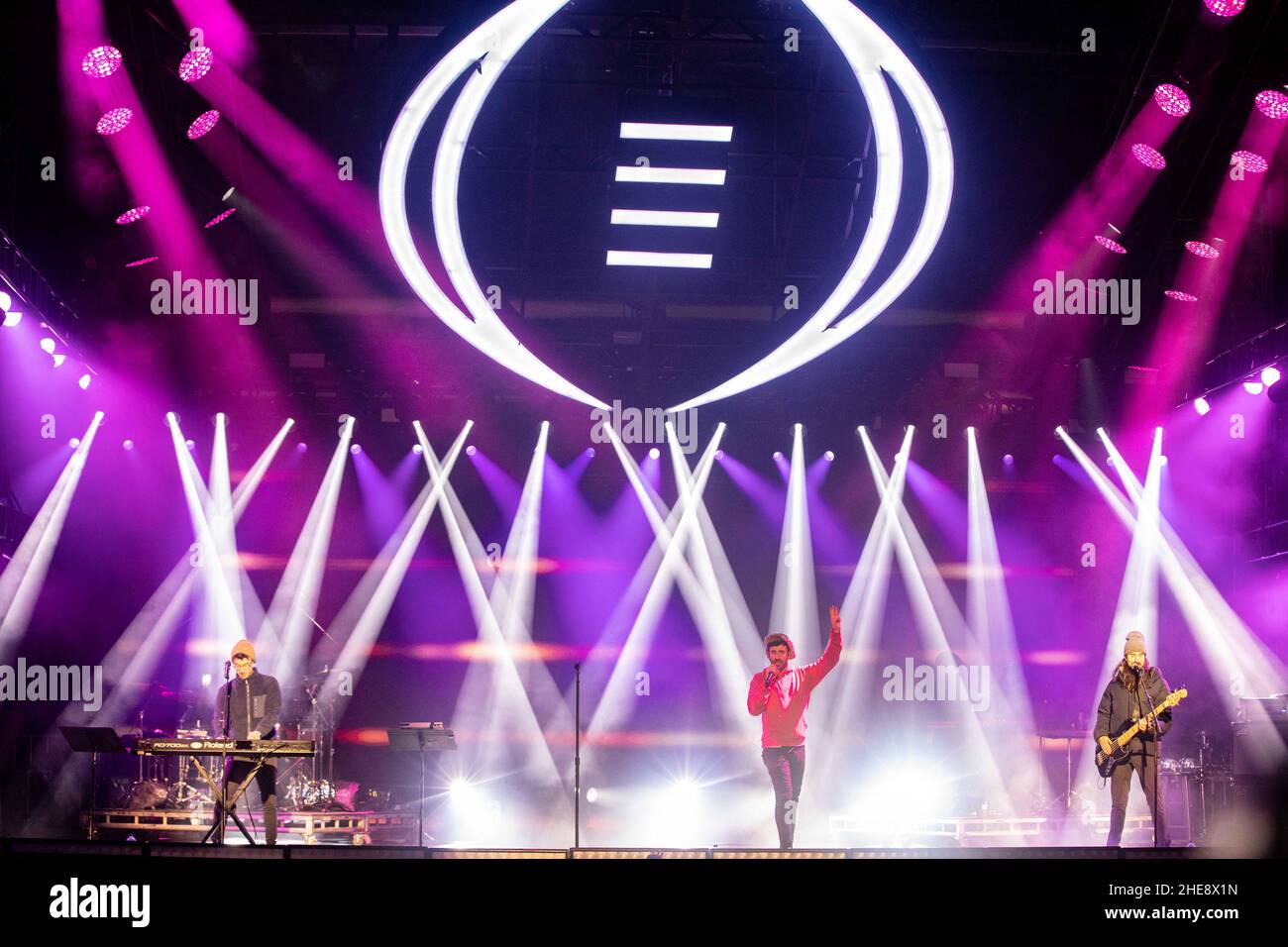 January 8, 2022, Indianapolis, Indiana, USA: Jack Met of AJR performs during the 2022 College Football Playoff Concert Series at Monument Circle on January 7, 2022 in Indianapolis, Indiana. (Credit Image: © Lora Olive/ZUMA Press Wire) Stock Photo