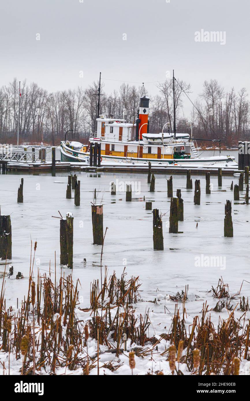 Britannia ship yard hires stock photography and images Alamy