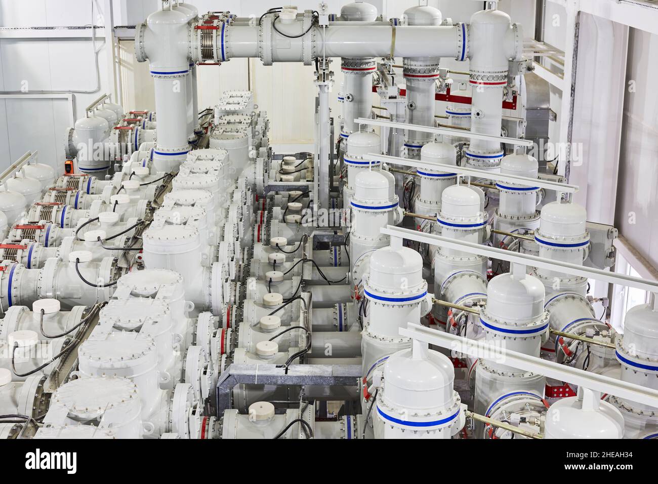 Gasinsulated insulation of electrical equipment of power plants and