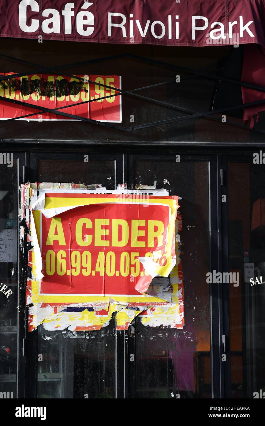 Cafés closed by COVID Crisis and traffic difficulties of circulation - Rue de Rivoli - Paris - France Stock Photo