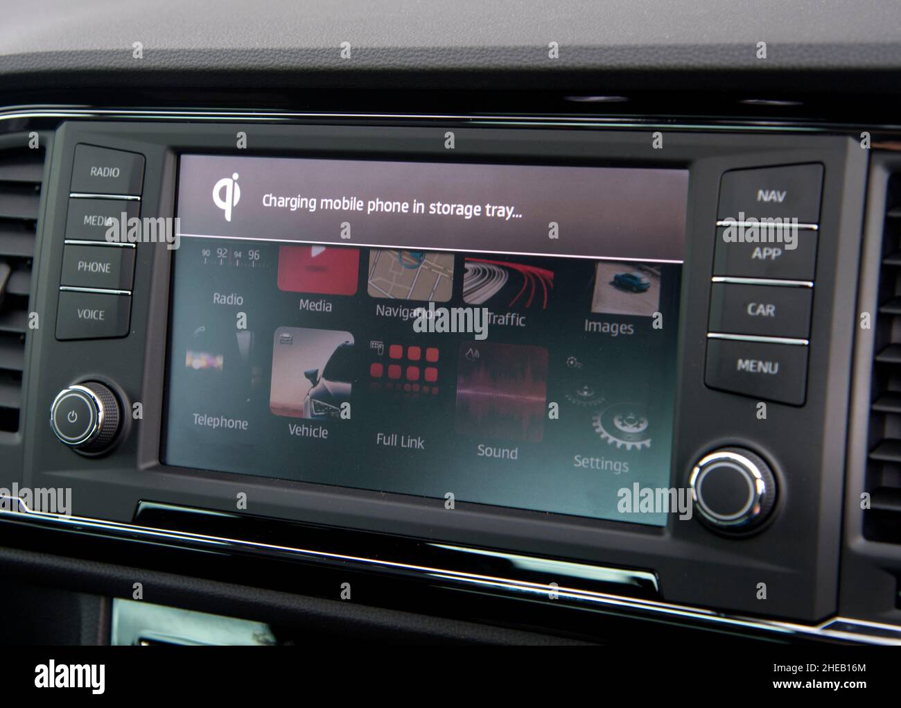 inductive phone charging in a 2016 SEAT Ateca SUV family car built in