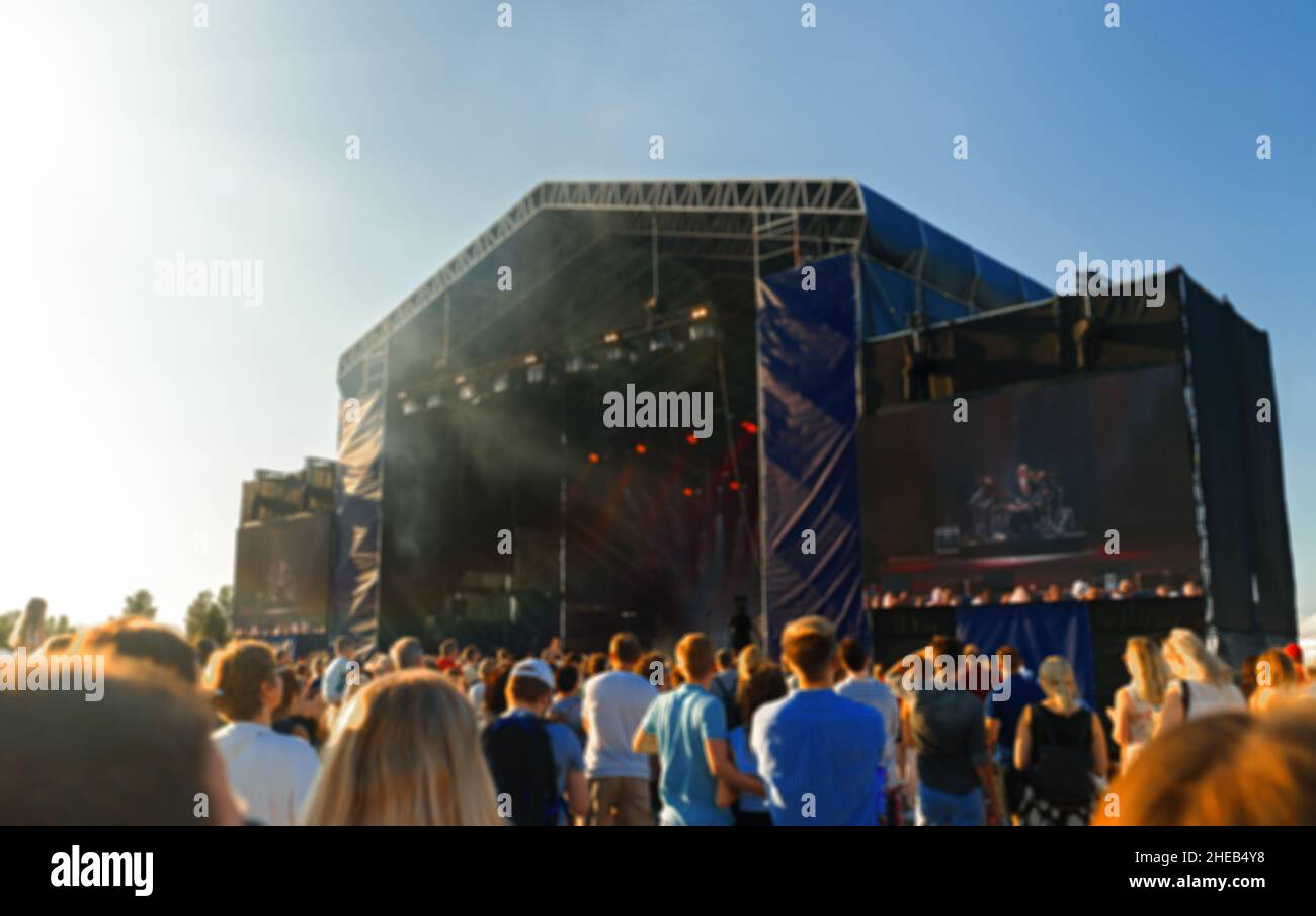 Rock band on stage silhouette hi-res stock photography and images - Alamy