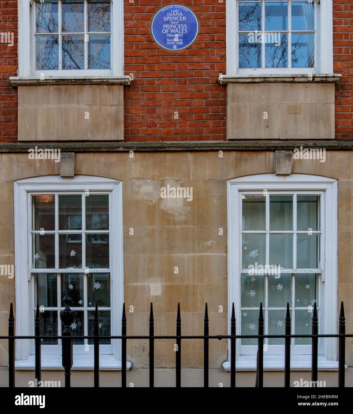 Flat 60 coleherne court hi res stock photography and images Alamy Flat 60 coleherne court hi res stock photography and images Alamy