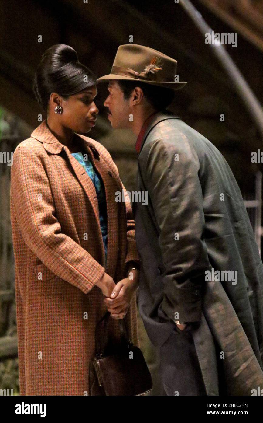 New York Ny 20191106 Jennifer Hudson And Marlon Wayans Share A Kiss