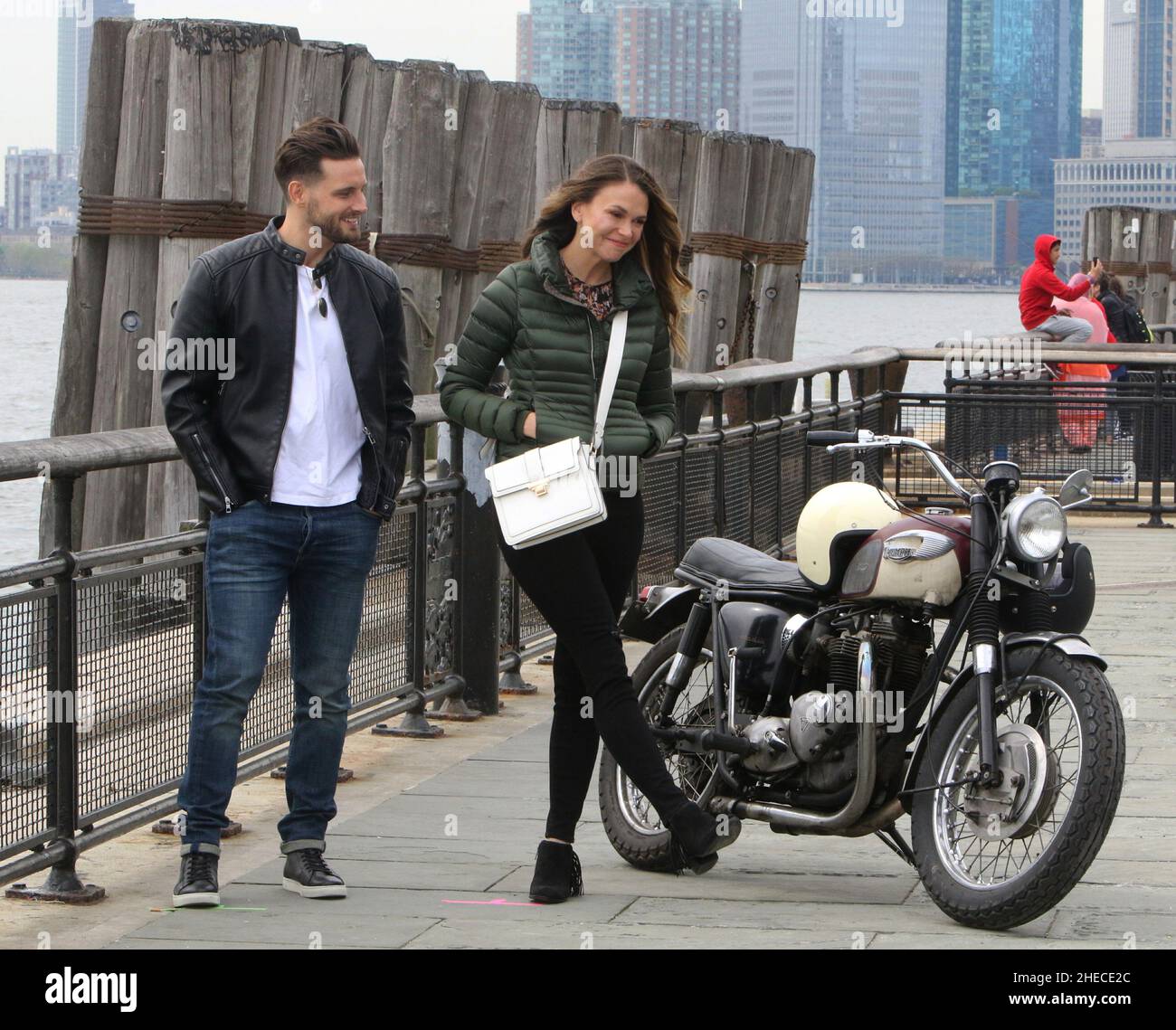New York - NY - 20190426 Sutton Foster and Nico Tortorella film a romantic  walk scene for the upcoming season of 'Younger'on set in Battery Park in  Manhattan. -PICTURED: Nico TortorellaSutton Foster