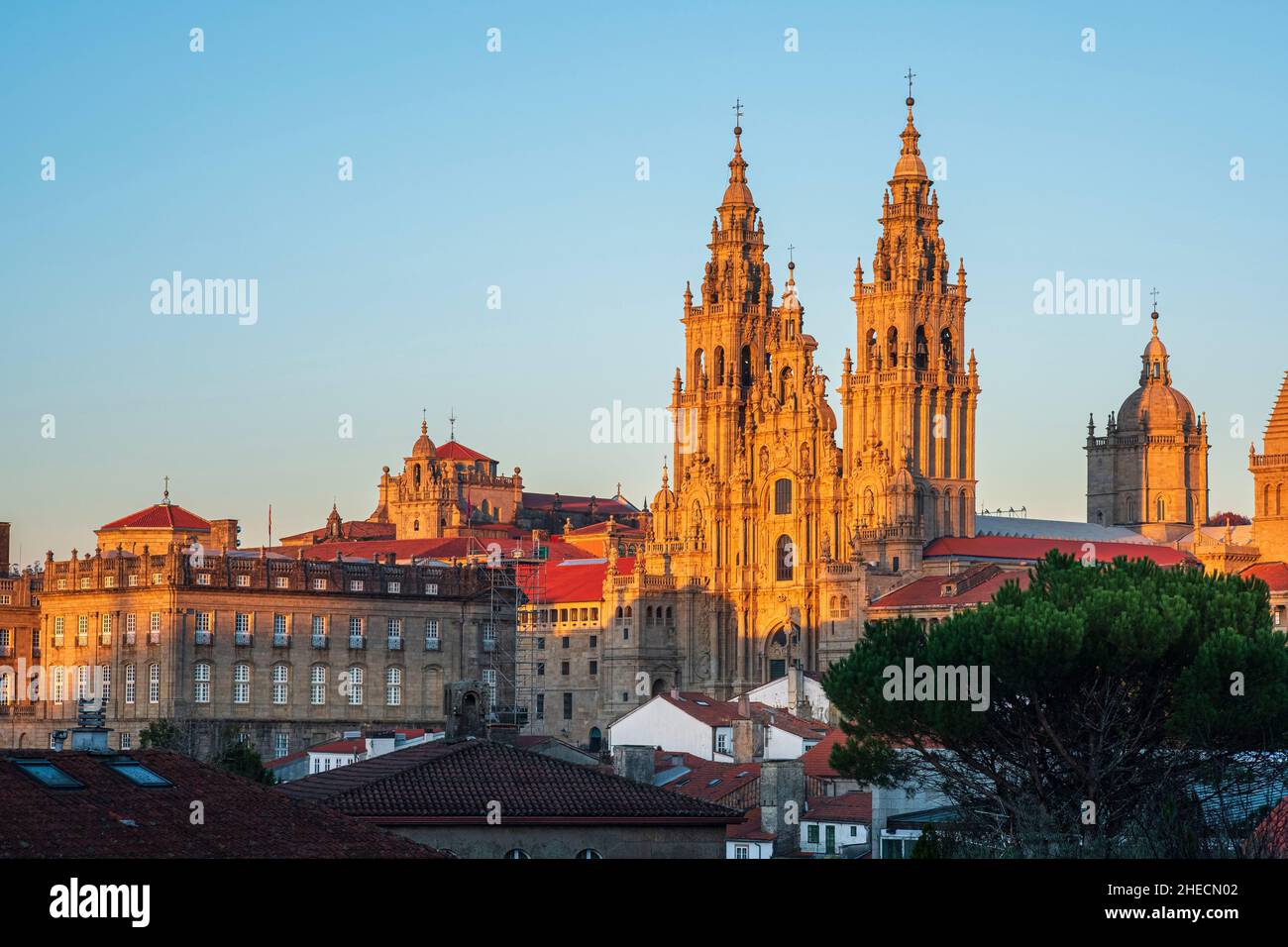 Spain, Galicia, Santiago de Compostela, the old city (UNESCO World Heritage Site), the 11th century Santiago de Compostela cathedral Stock Photo