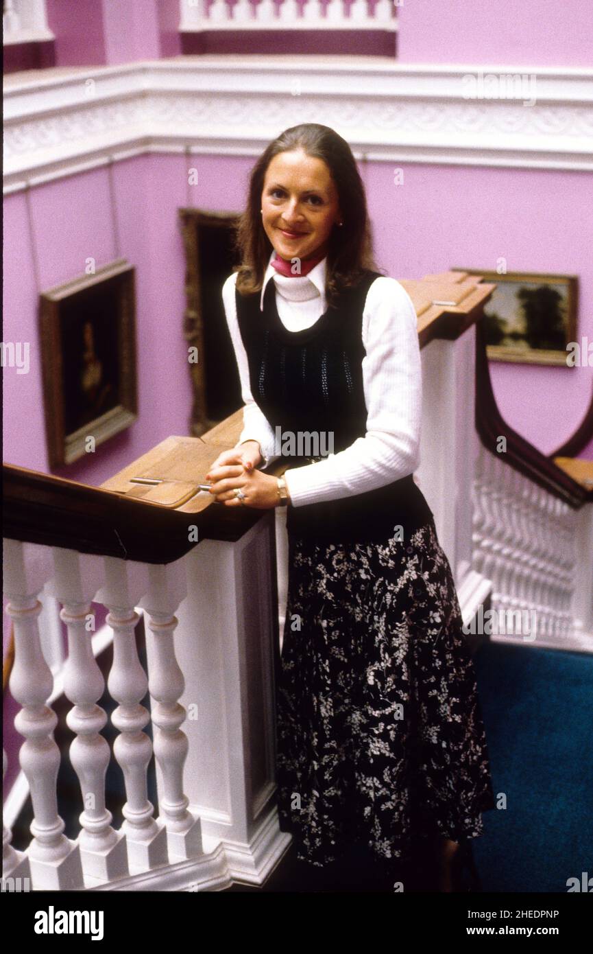 Lady Penelope Cobham At Hagley Hall 1989 Stock Photo Alamy lady-penelope-cobham-at-hagley-hall-1989-stock-photo-alamy