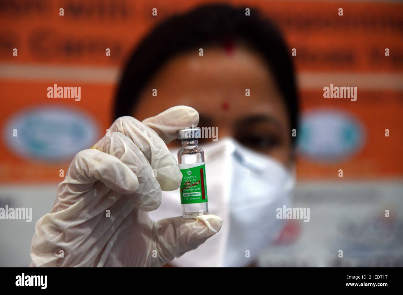 Guwahati Guwahati India 10th Jan 22 A Nurse Hold Vial Of Booster Dose Of Covid 19 Vaccine At Gauhati Medical College Hospital Gmch In Guwahati Assam India On Monday 10th January 22 Vaccination