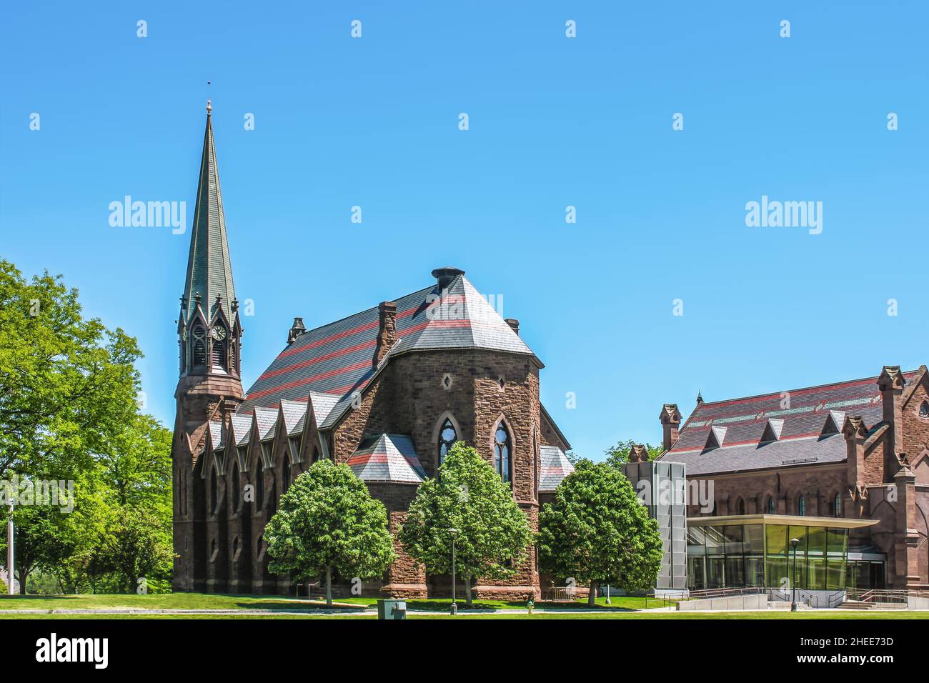Memorial Chapel and Zelnick Pavilion  - Gothic revival brownstone located on Wesleyan University Campus in Middletown Connecticut USA Stock Photo