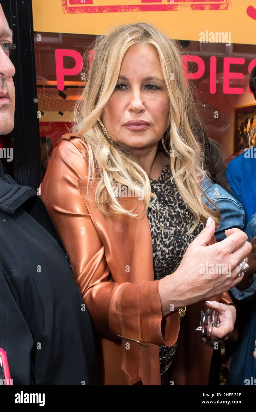 London England 20190730 Jennifer Coolidge serves apple pies at a