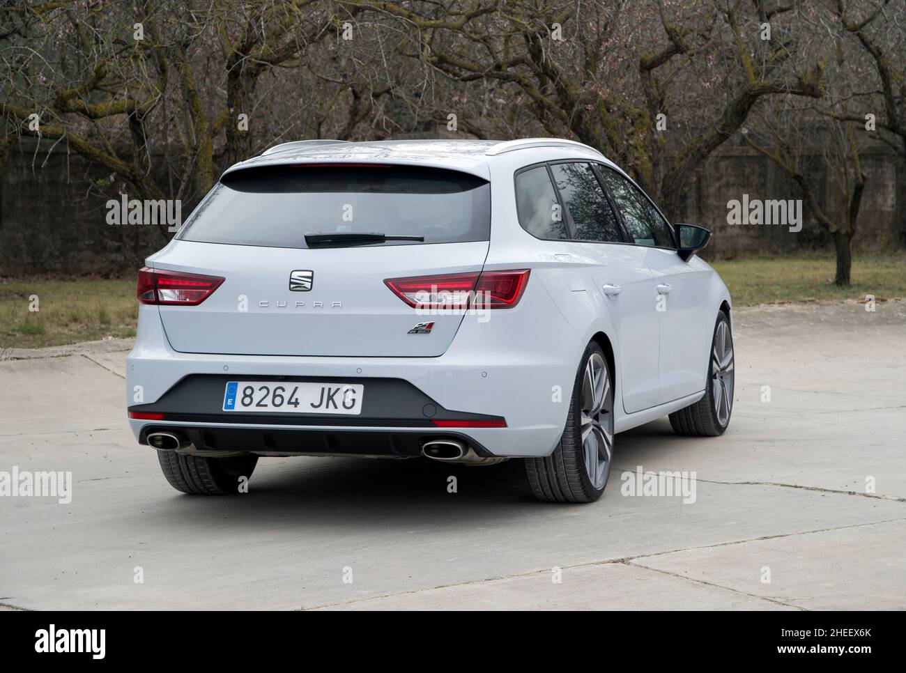 2016 SEAT Leon Cupra Spanish hot hatch sports car Stock Photo Alamy