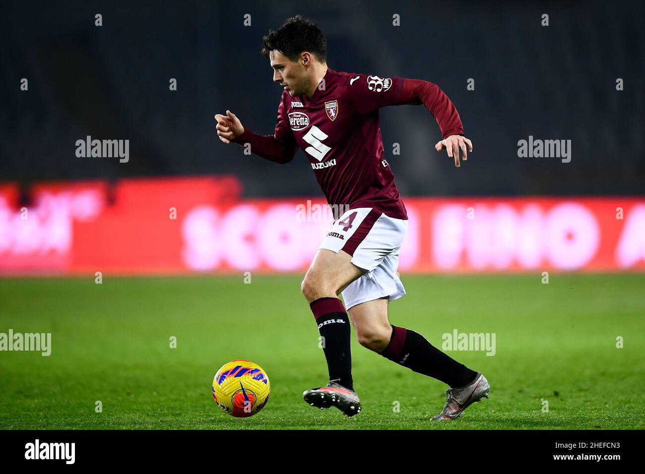 Turin, Italy. 10 January 2022. Josip Brekalo of Torino FC in action during the Serie A football match between Torino FC and ACF Fiorentina. Credit: Nicolò Campo/Alamy Live News Stock Photo