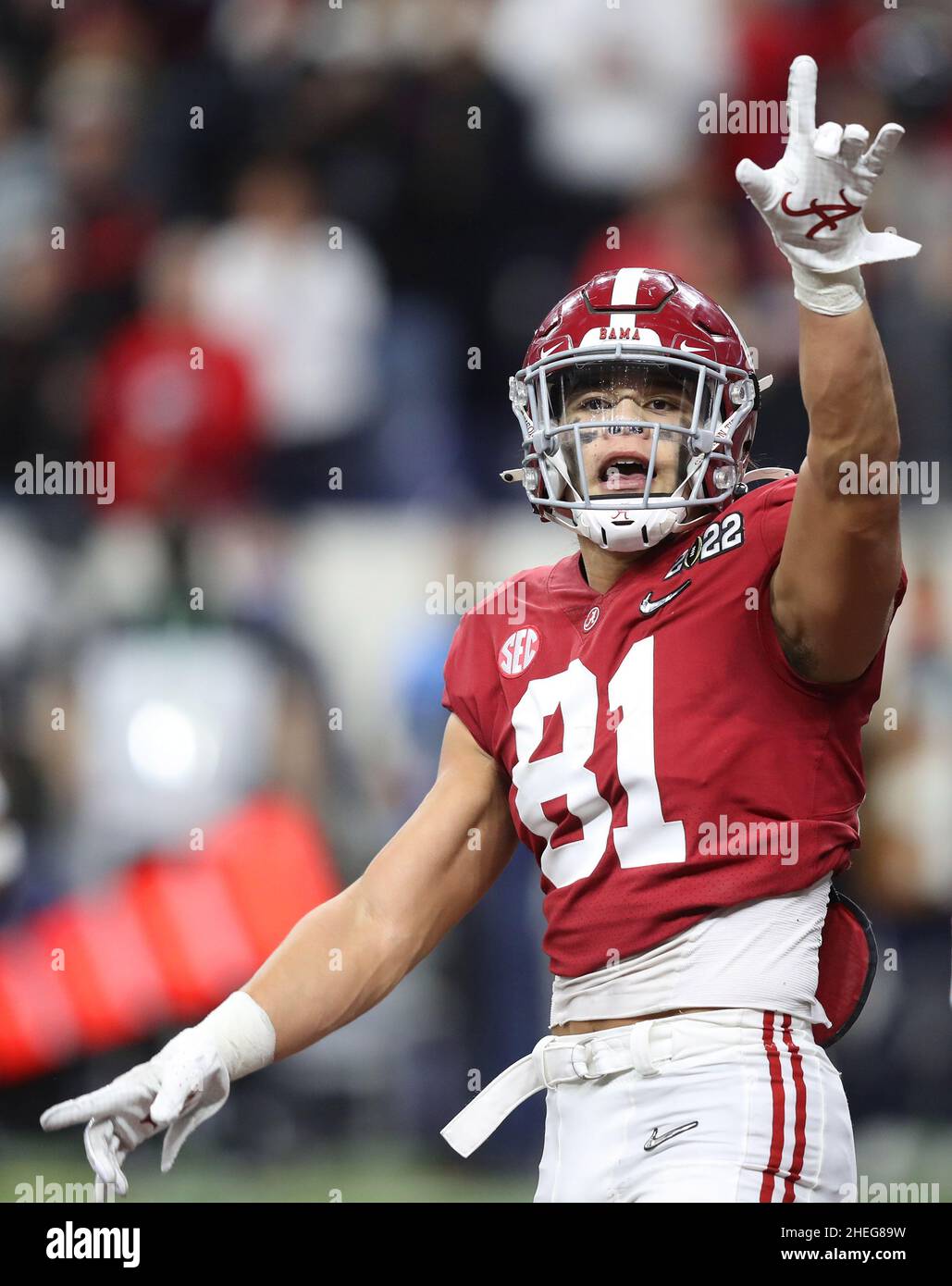 Indianapolis, United States. 10th Jan, 2022. Alabama Crimson Tide tight end Cameron Latu (81) celebrates a 3-yard touchdown against the Georgia Bulldogs during the second half of the 2022 NCAA National Championship football game at Lucas Oil Stadium in Indianapolis, Indiana, on Mond Credit: UPI/Alamy Live News Stock Photo