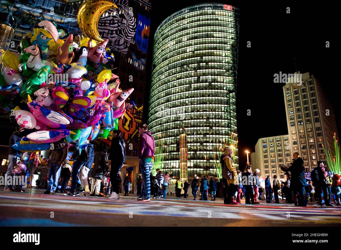 GERMANY. BERLIN. SONY CENTER IS A SONY-SPONSORED BUILDING COMPLEX LOCATED AT THE POTSDAMER PLATZ Stock Photo