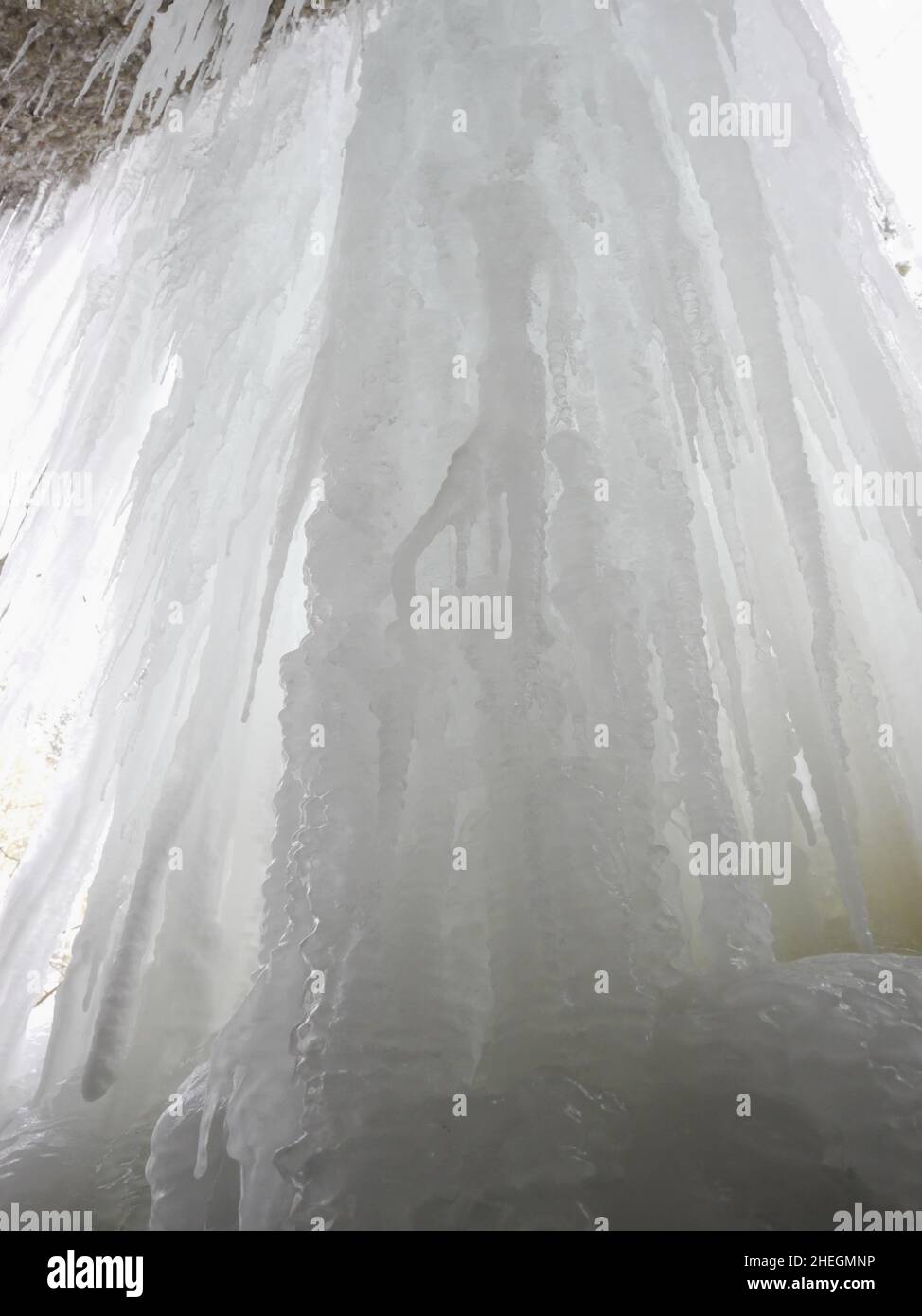 Above the frozen river hi-res stock photography and images - Alamy