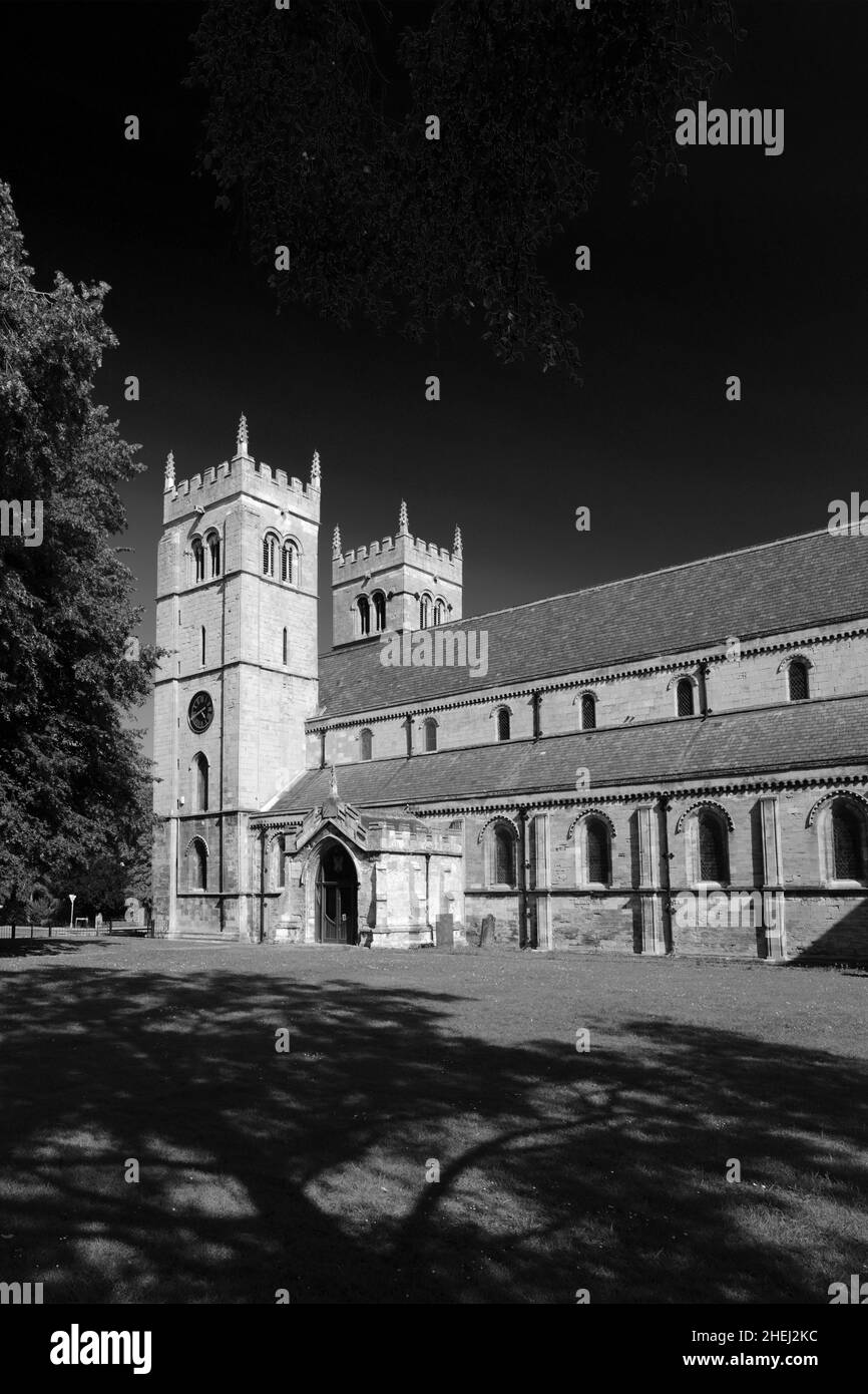 The Priory Church of Our Lady and St Cuthbert, Worksop town, Nottinghamshire, England, UK Stock Photo