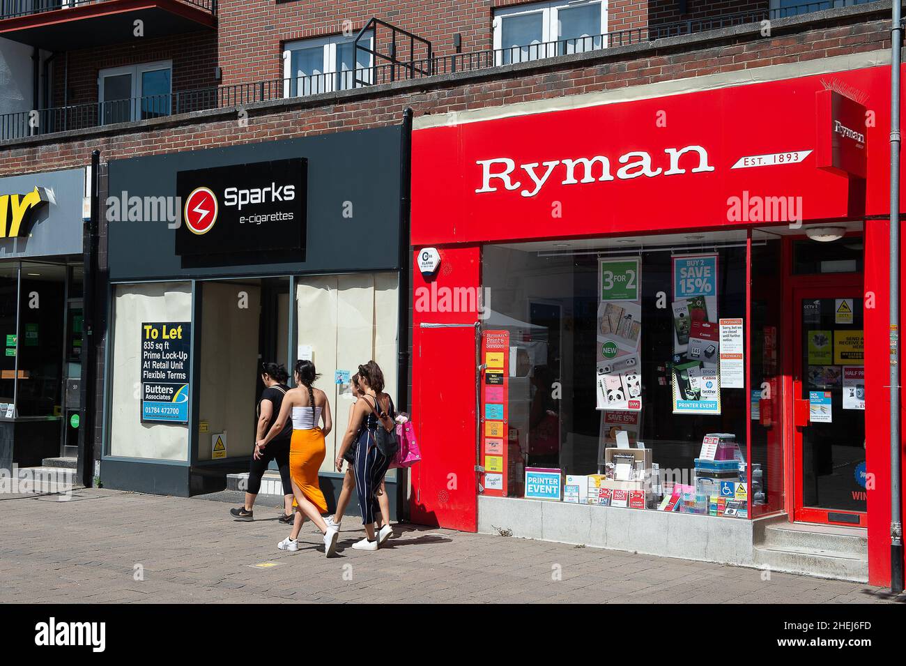 Shops In Ryton Ryman shop 2020 hi-res stock photography and images - Alamy