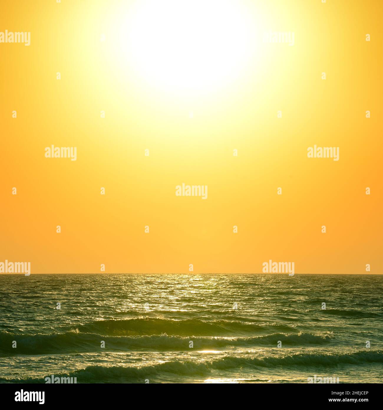 beautiful sunrise over the ocean Stock Photo - Alamy