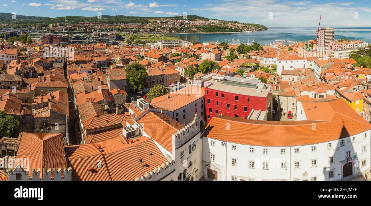Street to port of koper hi-res stock photography and images - Alamy