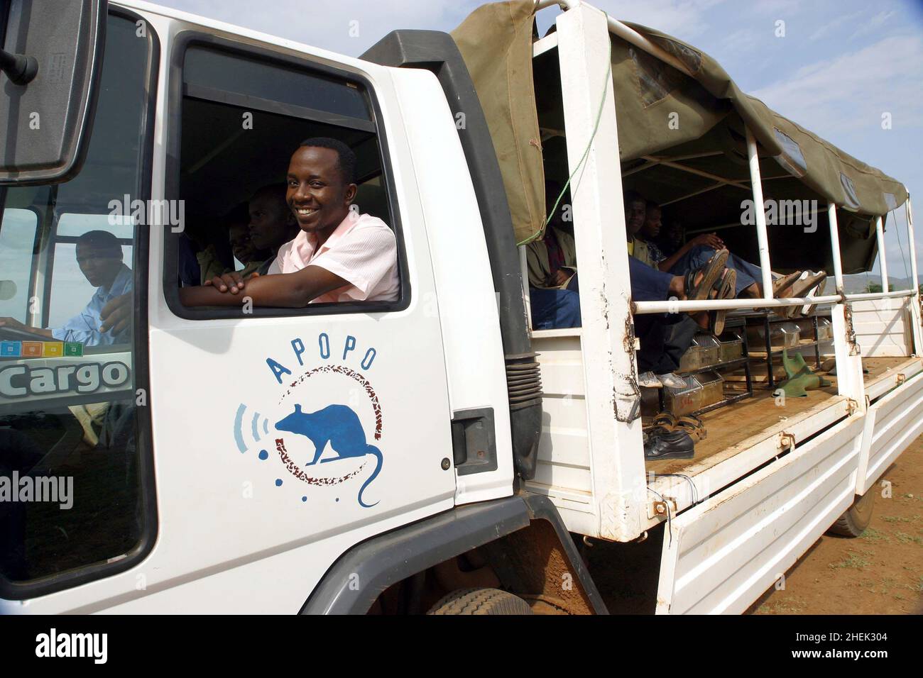 Transporting Rats THE APOPO LORRY WITH HANDLERS WHICH IS USED TO TRANSPORT RATS TO AND ...