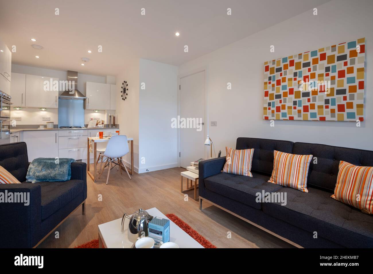 Open plan lounge dining room hi-res stock photography and images - Alamy