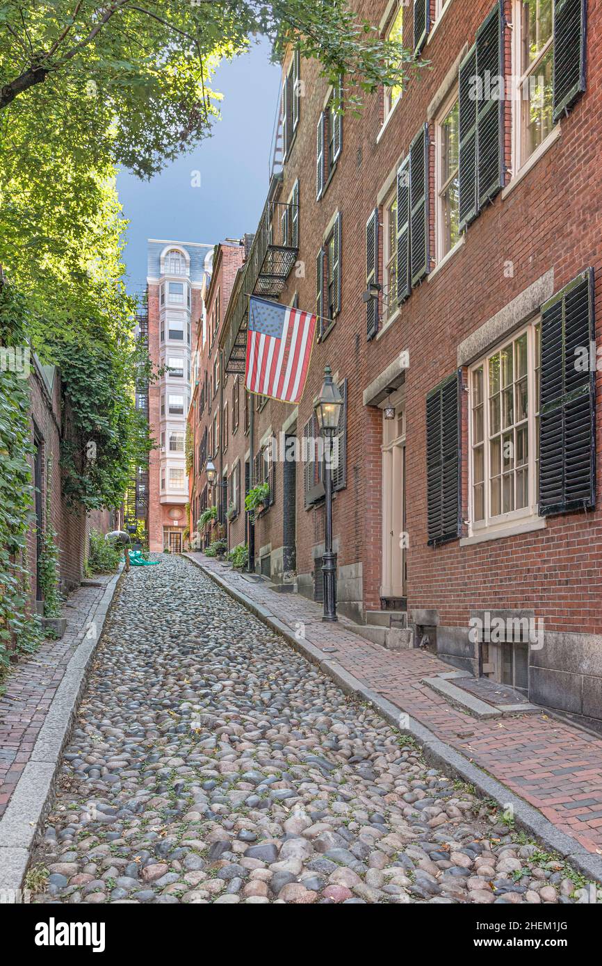 Beacon Hill in Boston - A neighborhood for every season