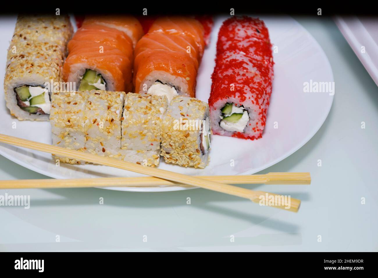 Nori roll hi-res stock photography and images - Alamy