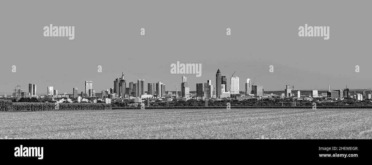 Skyline germany skyscraper Black and White Stock Photos & Images - Alamy