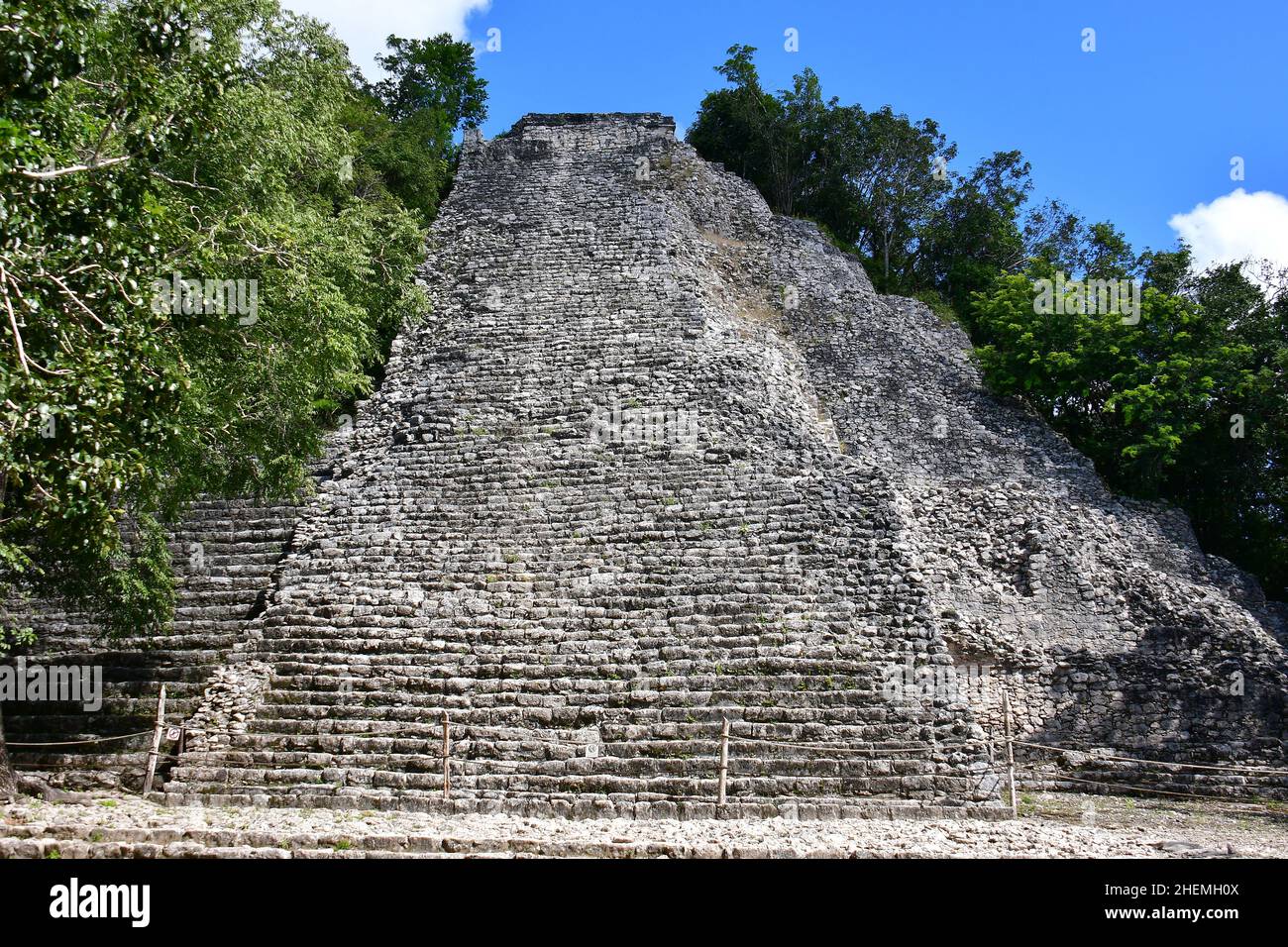 Ixmoja pyramid, Nohoch Mul, Maya ruins, Coba Archeological Area, Quintana Roo, Yucatán Peninsula, Mexico, North America Stock Photo