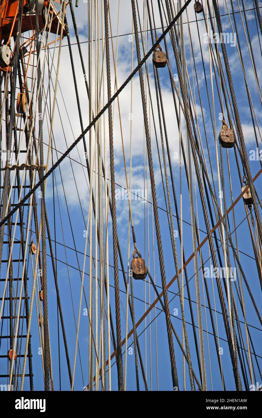 Masts, rigging and yards of tall ships Stock Photo Alamy