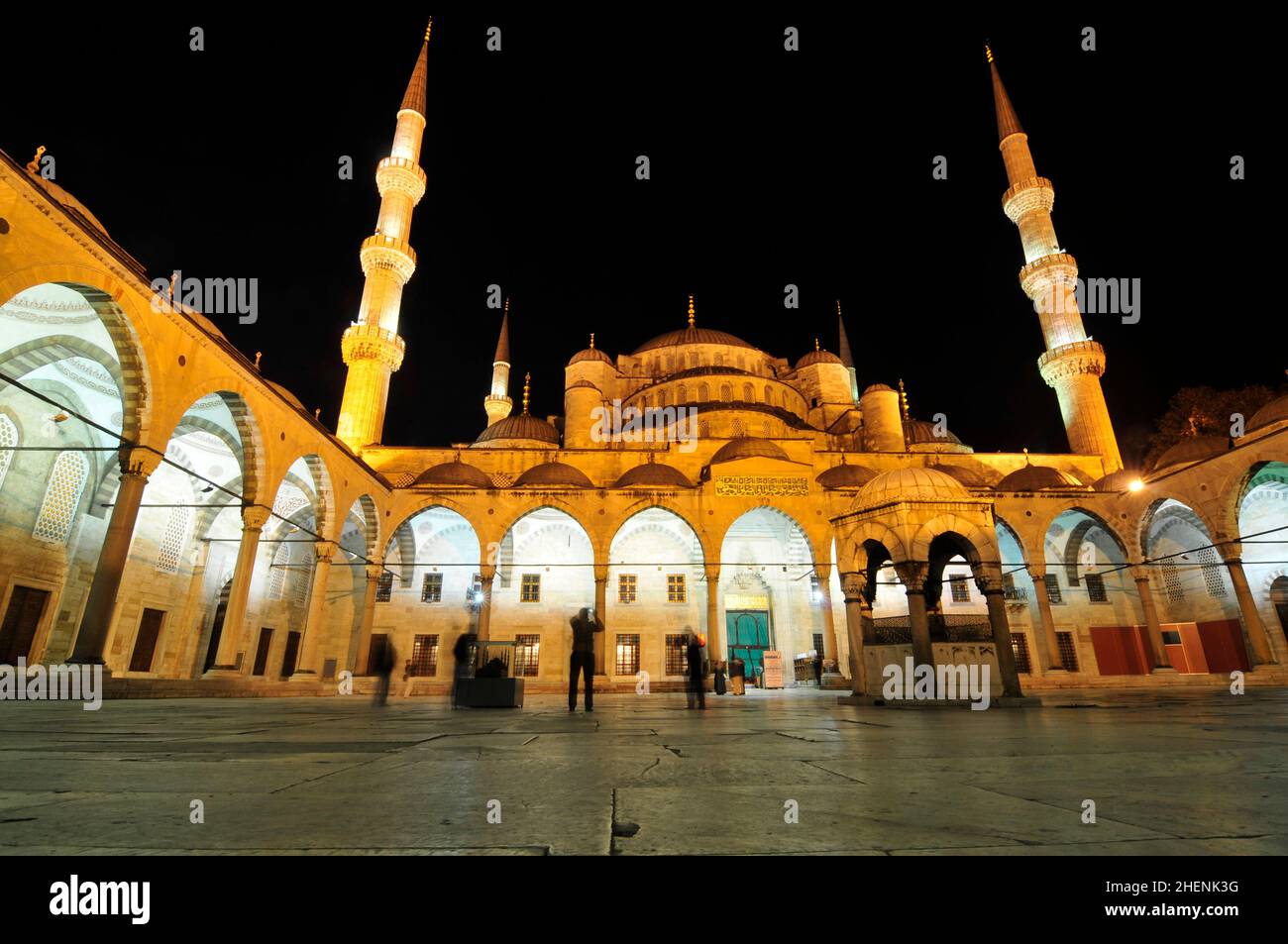 The Blue Mosque in Istanbul, Turkey Stock Photo - Alamy