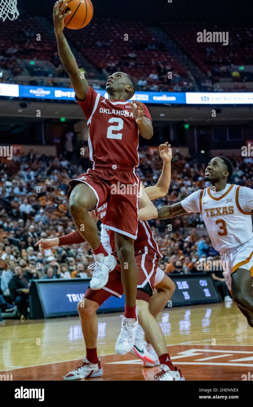 Center. 11th Jan, 2022. Umoja Gibson #2 of the Oklahoma Sooners in action vs the Texas Longhorns at the Frank Erwin Center. Texas defeat Oklahoma 66-52. Credit: csm/Alamy Live News Stock Photo