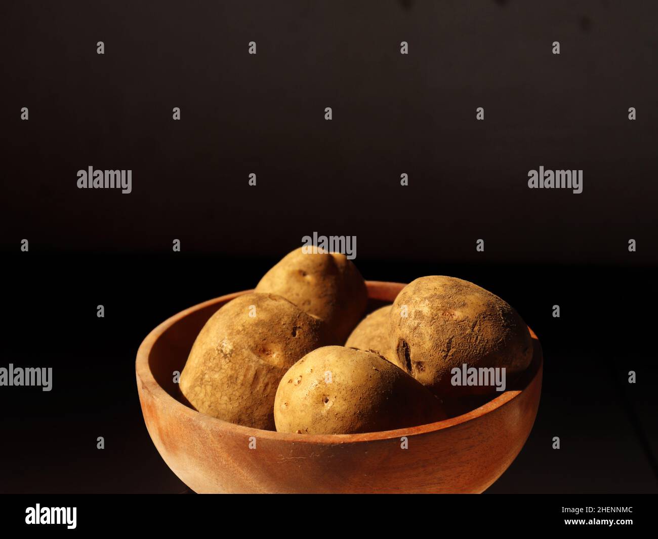A bowl of fresh potatoes Stock Photo