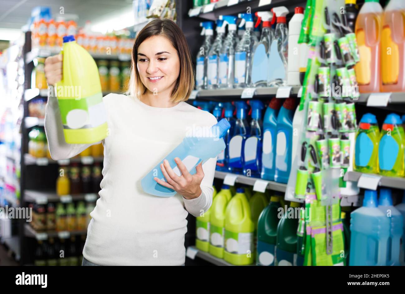 Supermarket Cleaner High Resolution Stock Photography and Images - Alamy