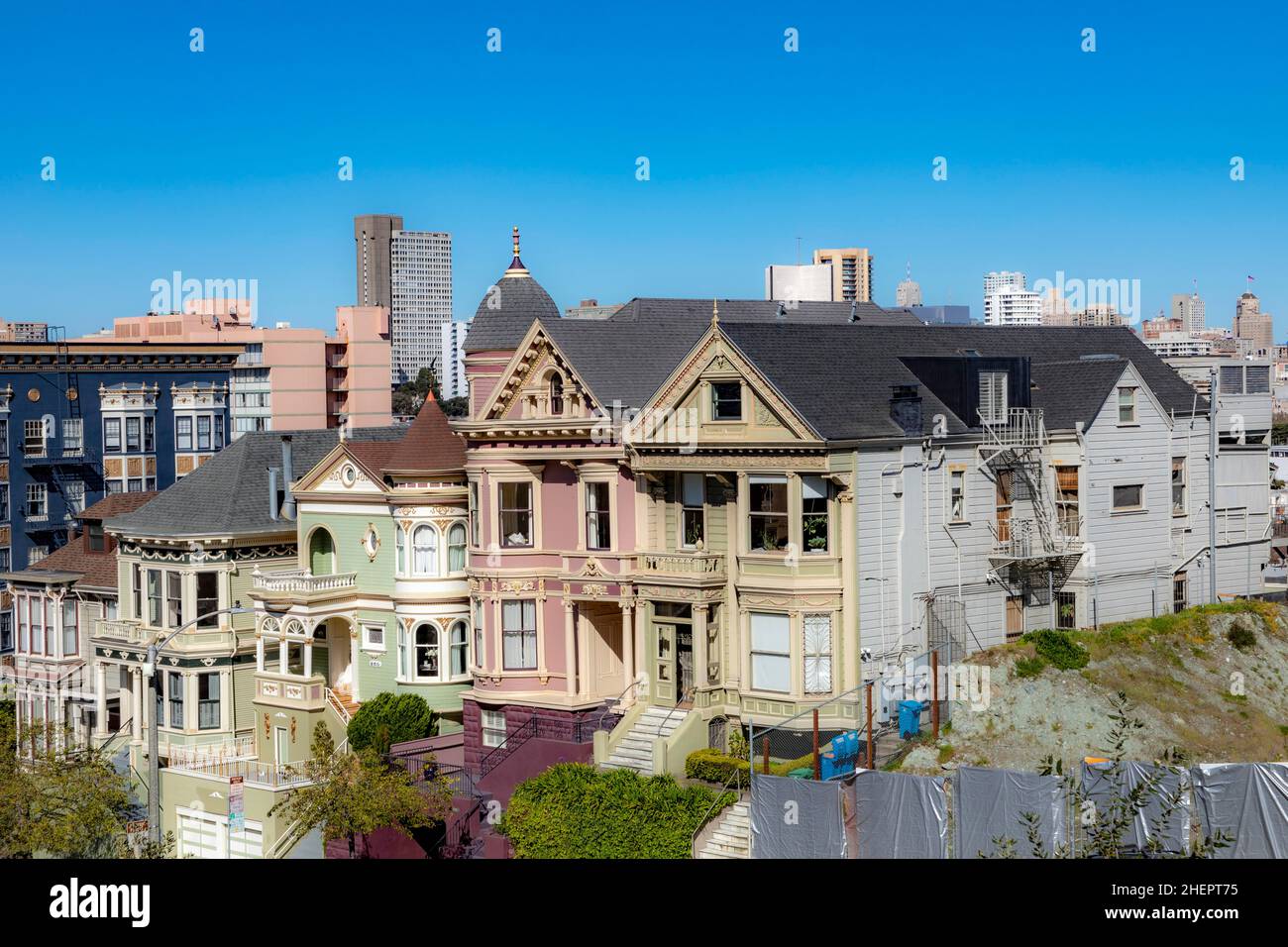 scenic victorian houses at San Francisco heights Stock Photo - Alamy