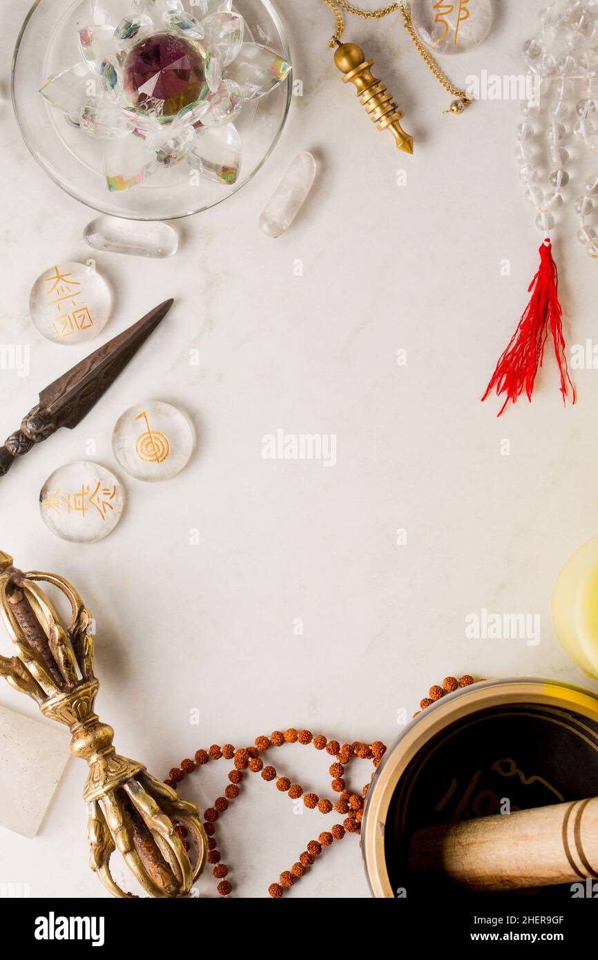 Pendulum, singing bowls and other healing tools for healing in Reiki ...
