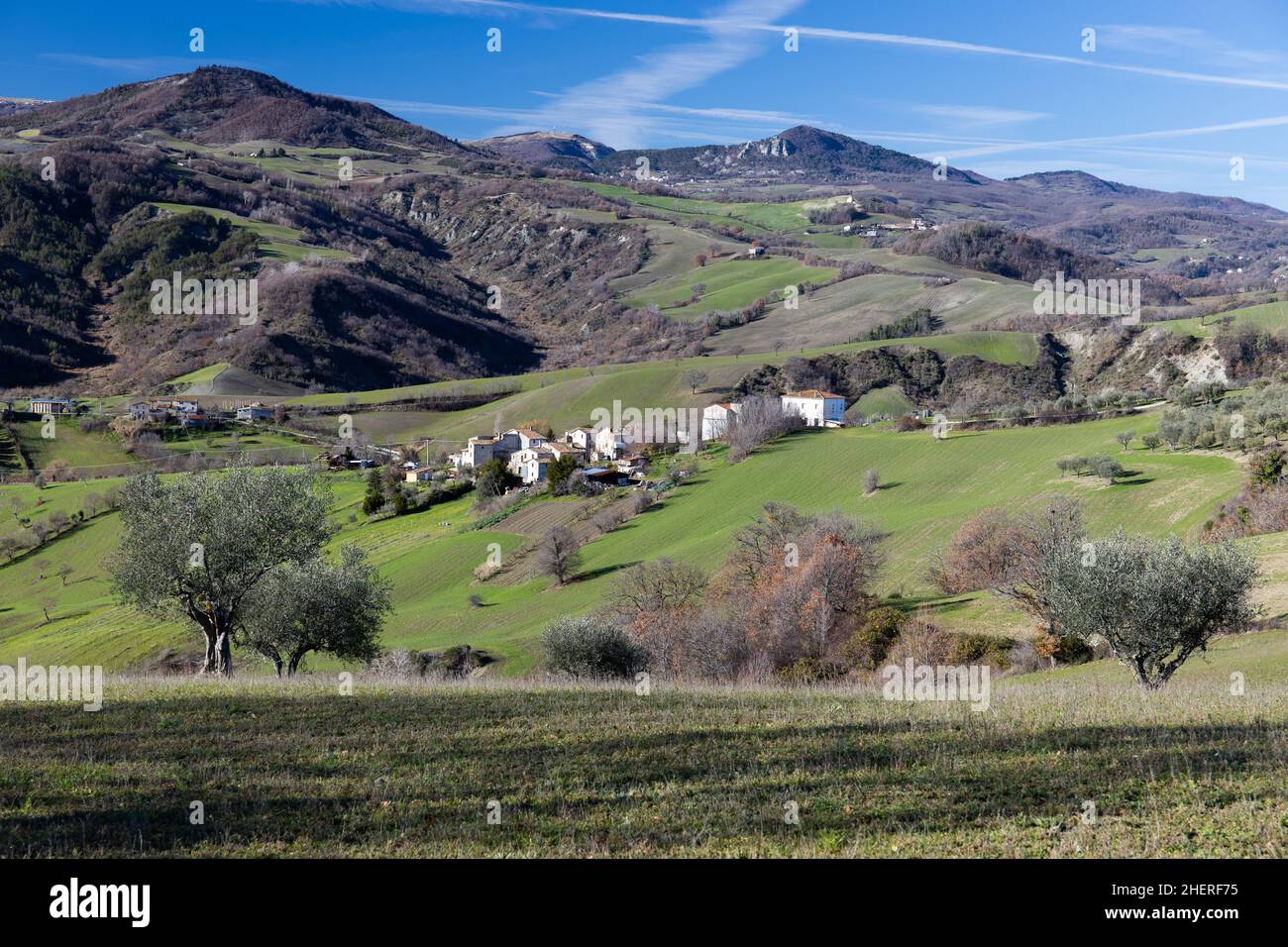 Marche,Val di Teva, Italy - a splendid autumnal view of the hilly landscape  in the historic region of Montefeltro in the province of Pesaro and Urbino  Stock Photo - Alamy