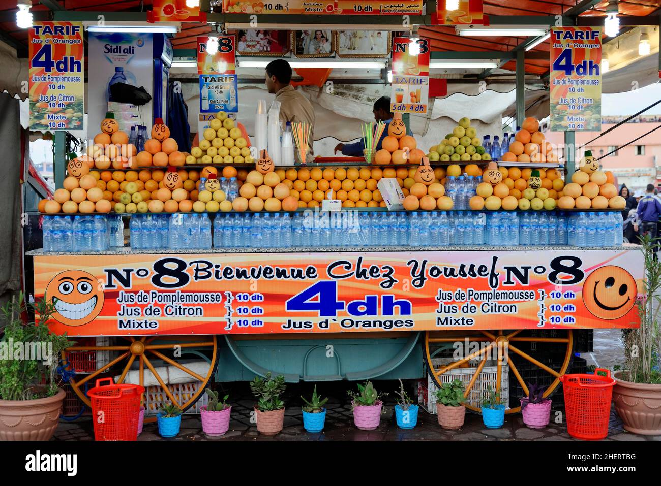 Orange juice sale, Djemaa el Fna, Hanged Man Square, Juggler Square