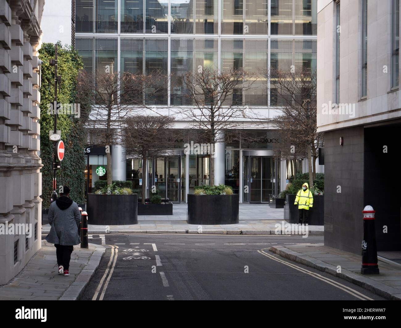 Blackrock london offices hi-res stock photography and images - Alamy