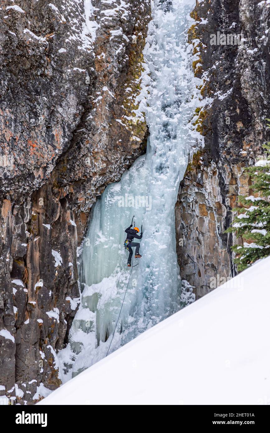 Ice climbers boot hires stock photography and images Alamy