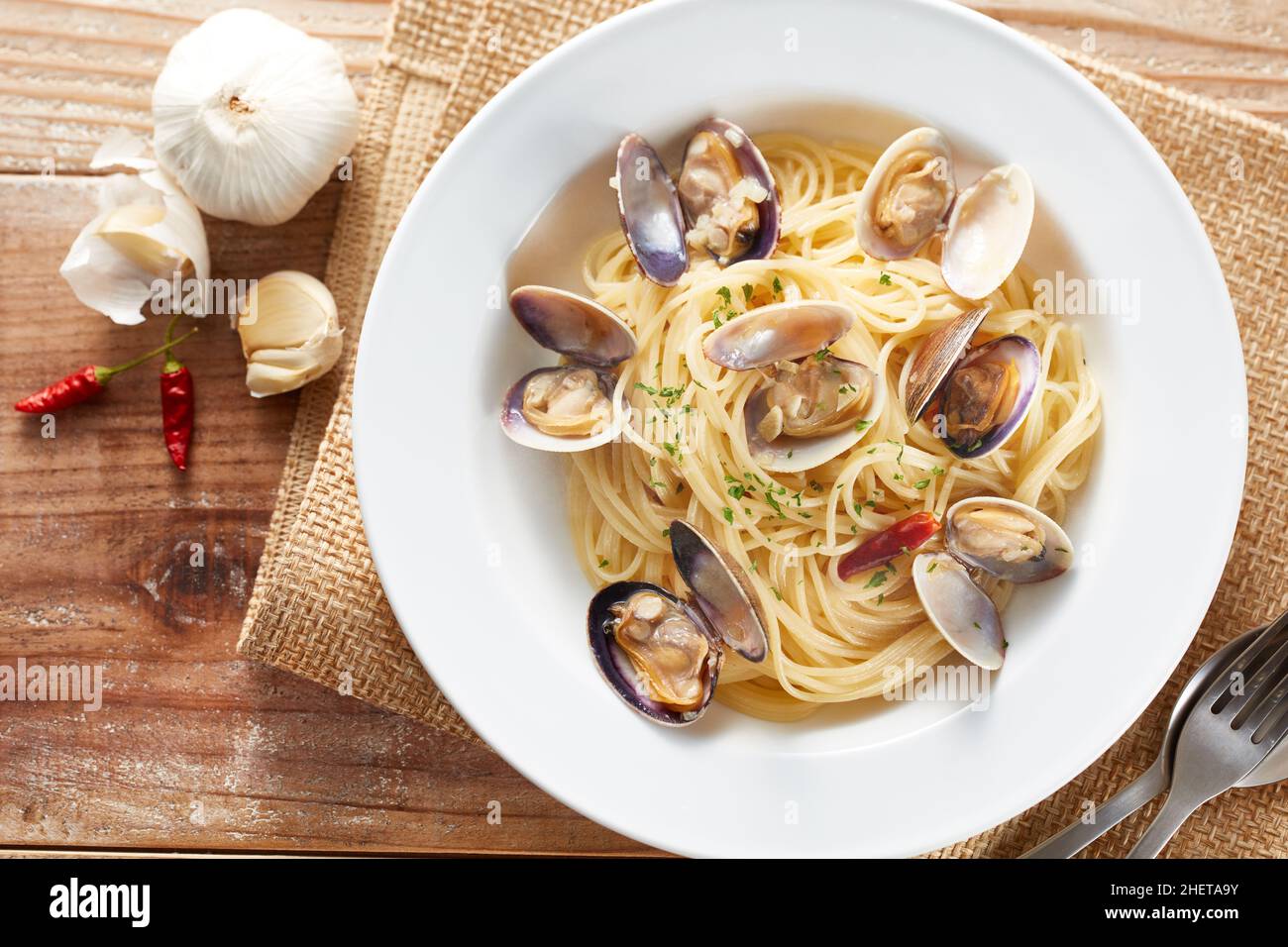 Spaghetti with vongole clams Stock Photo Alamy