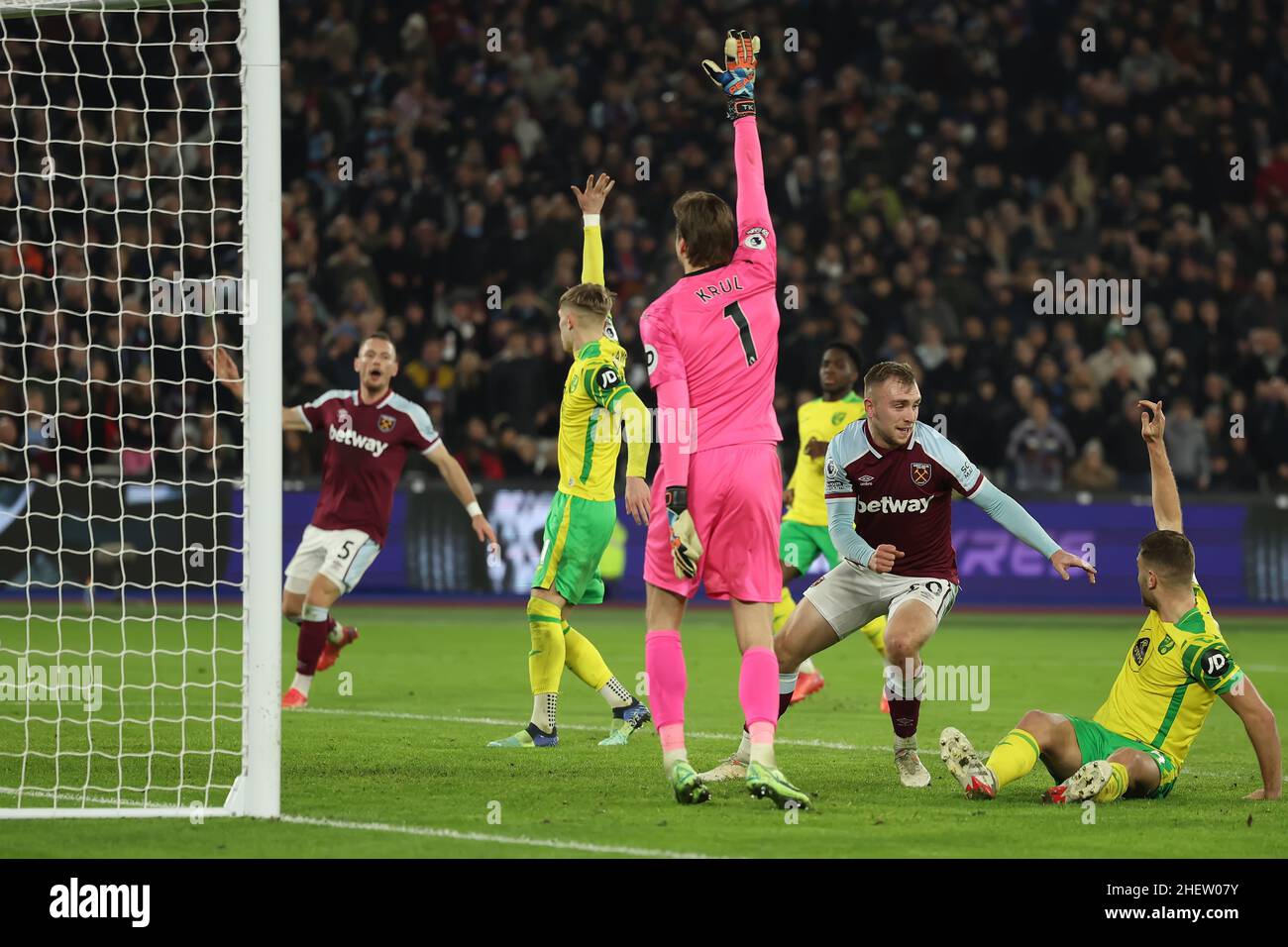 12th January 2022: London Stadium, London, England; Premier League football West Ham versus Norwich; Jarrod Bowen of West Ham United turns away to celebrate as he scores for 2-0 in the 83rd minute as Norwich call for offside Stock Photo