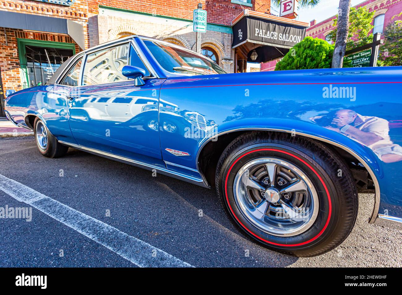 Fernandina Beach, FL October 18, 2014 Wide angle low perspective