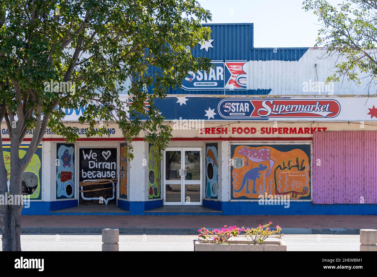 Grocery store in main street of Dirranbandi, Queensland, Australia Stock Photo Alamy