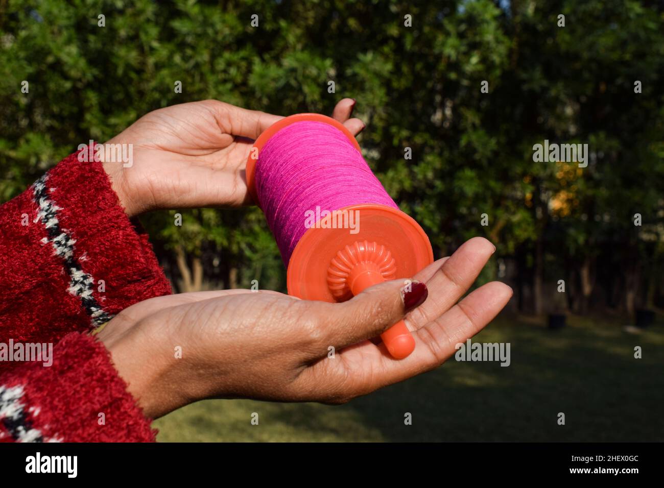 Kite spool thread hi-res stock photography and images - Alamy