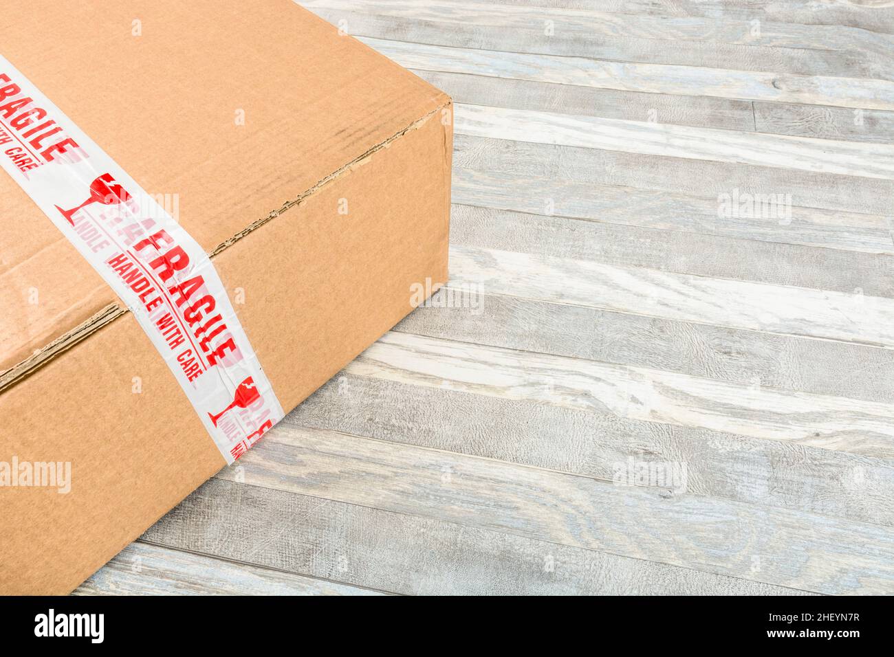 Plastic handle box hi-res stock photography and images - Alamy