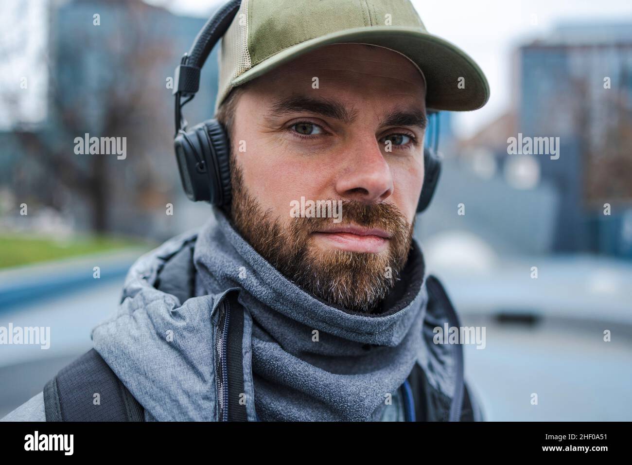 Active listening motivation hi-res stock photography and images - Alamy